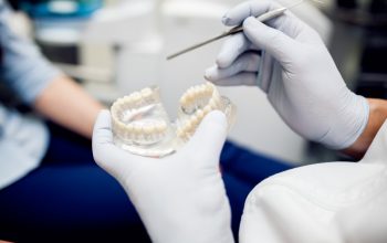 Îngrijirea danturii după implanturile dentare