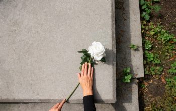 Cum alegi corect o firmă de pompe funebre în Pantelimon