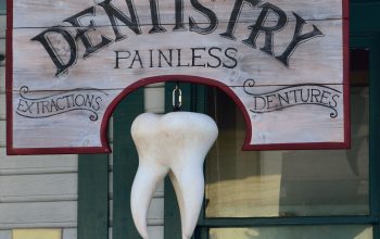 Ce simptome indică o infecție după extracție