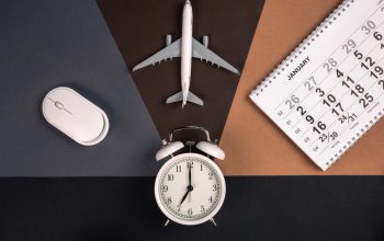 Cum obții despăgubiri pentru un zbor întârziat și care sunt condițiile legale
